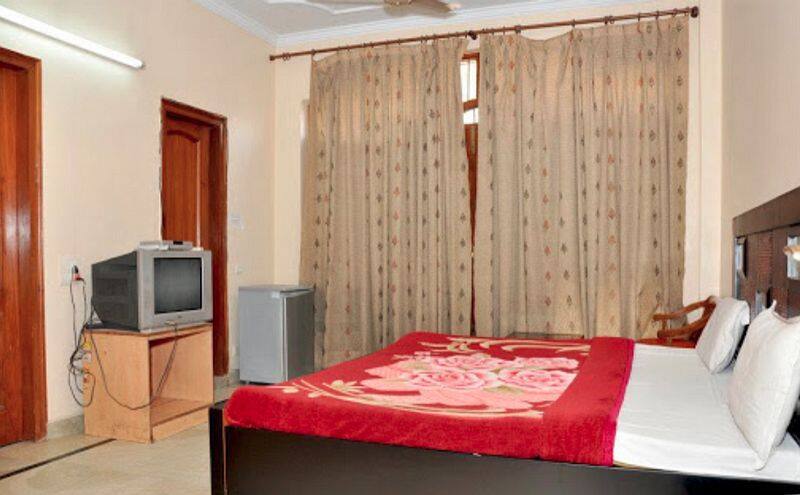MDS House, New Delhi 4